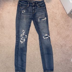 American Eagle woman’s jeans